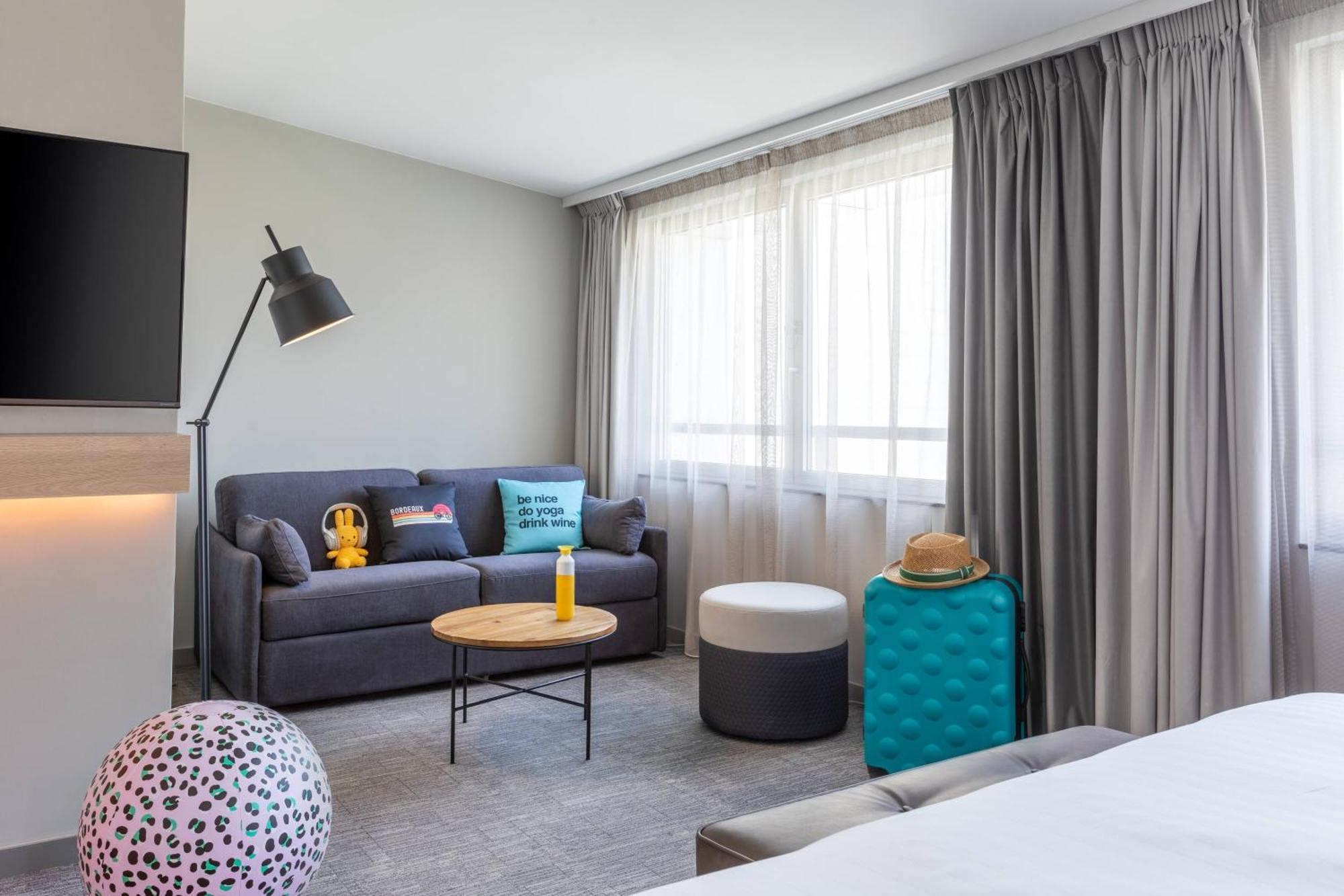 Moxy Hotel 3*