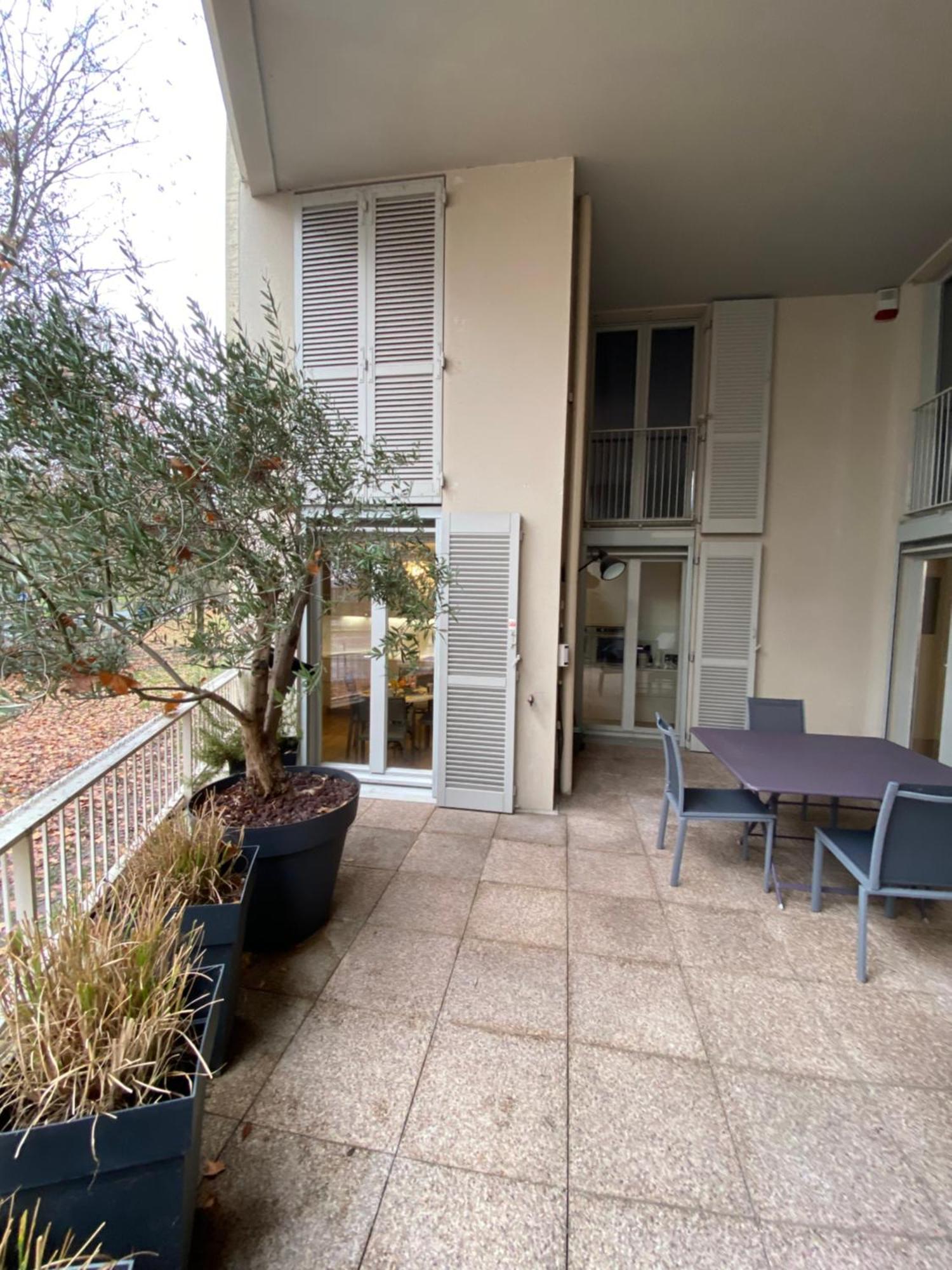 Apartment Duplex Avec Vue Sur La Garonne