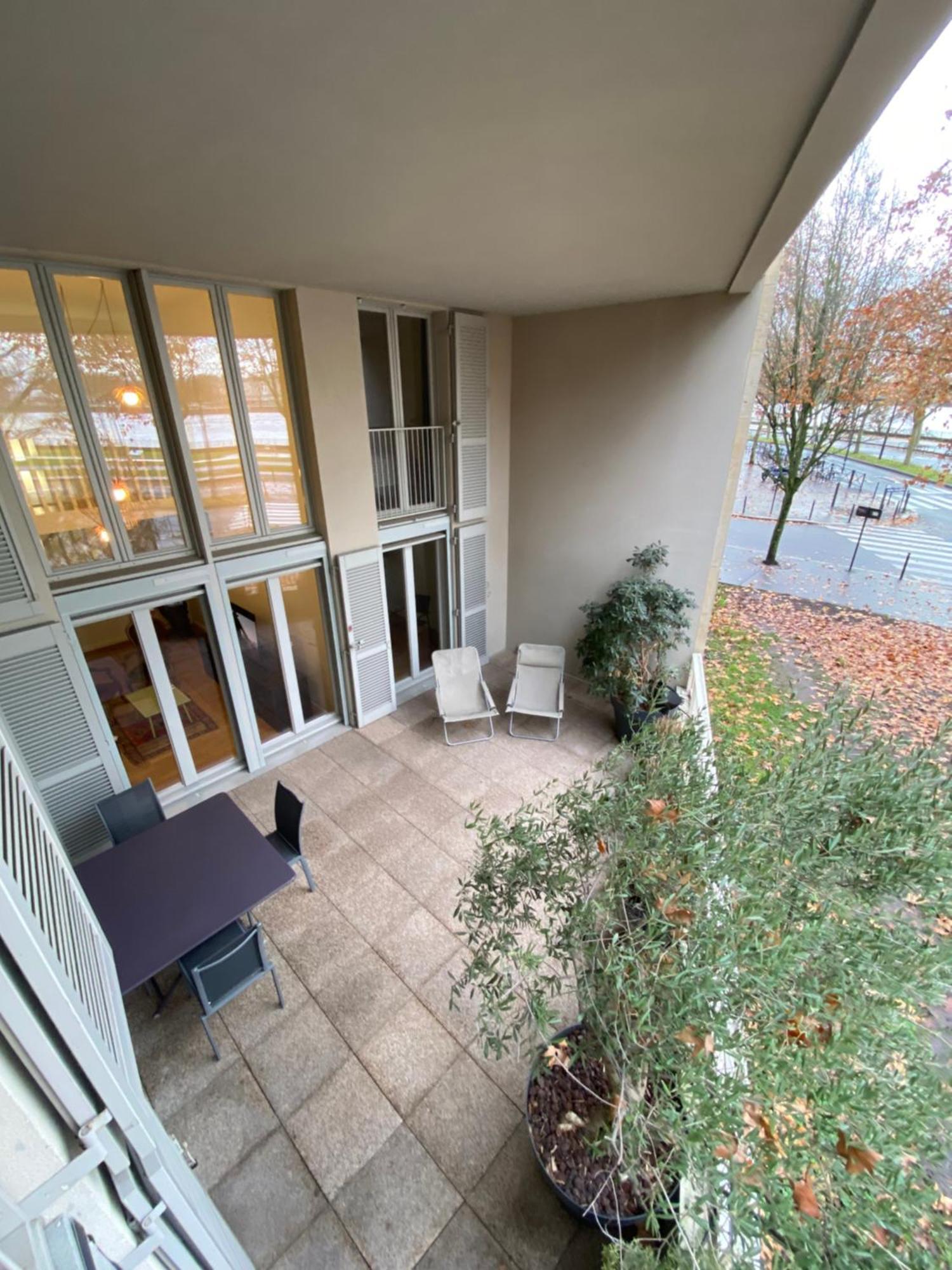 Duplex Avec Vue Sur La Garonne Bordeaux