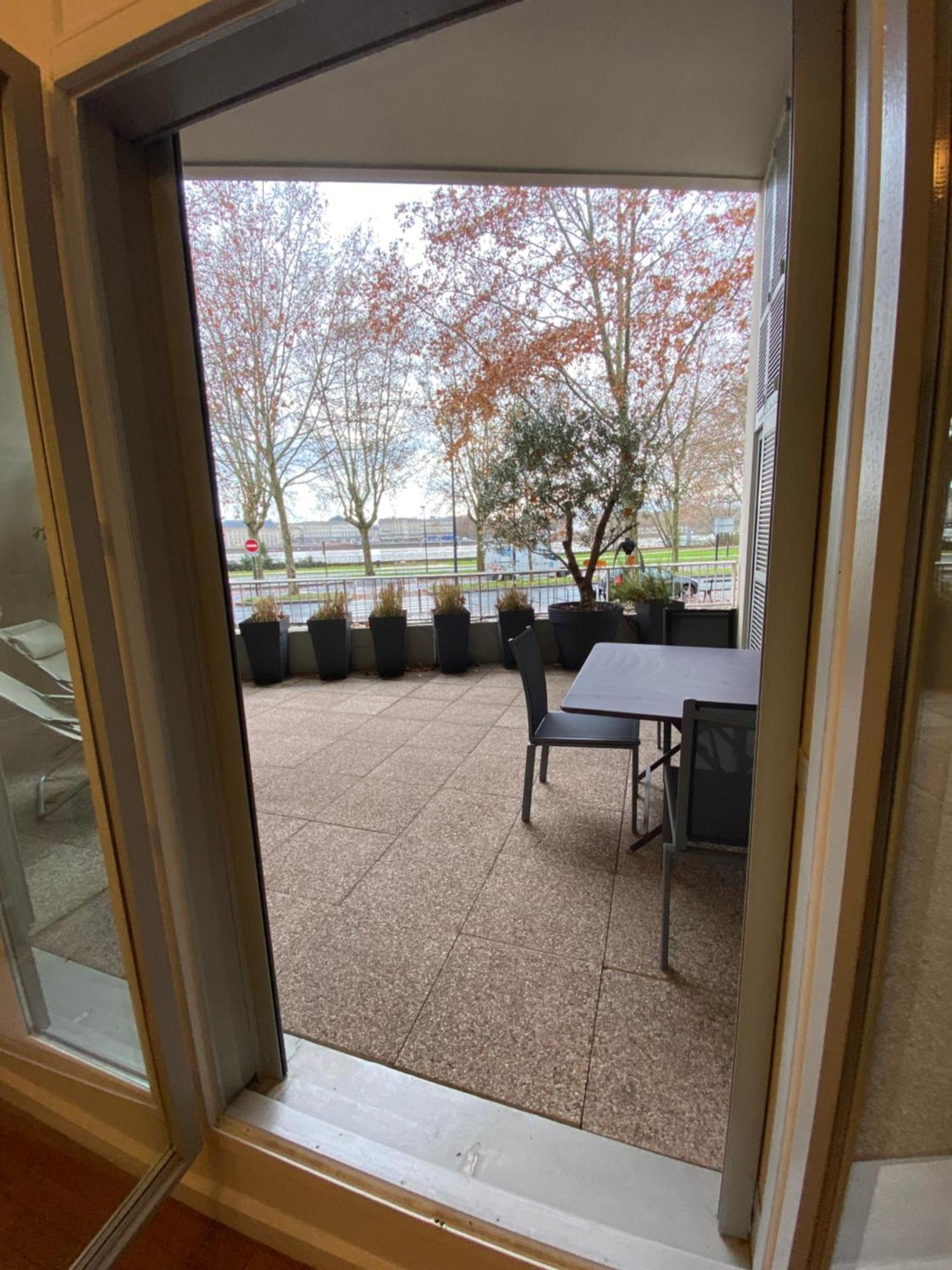 Apartment Duplex Avec Vue Sur La Garonne Bordeaux