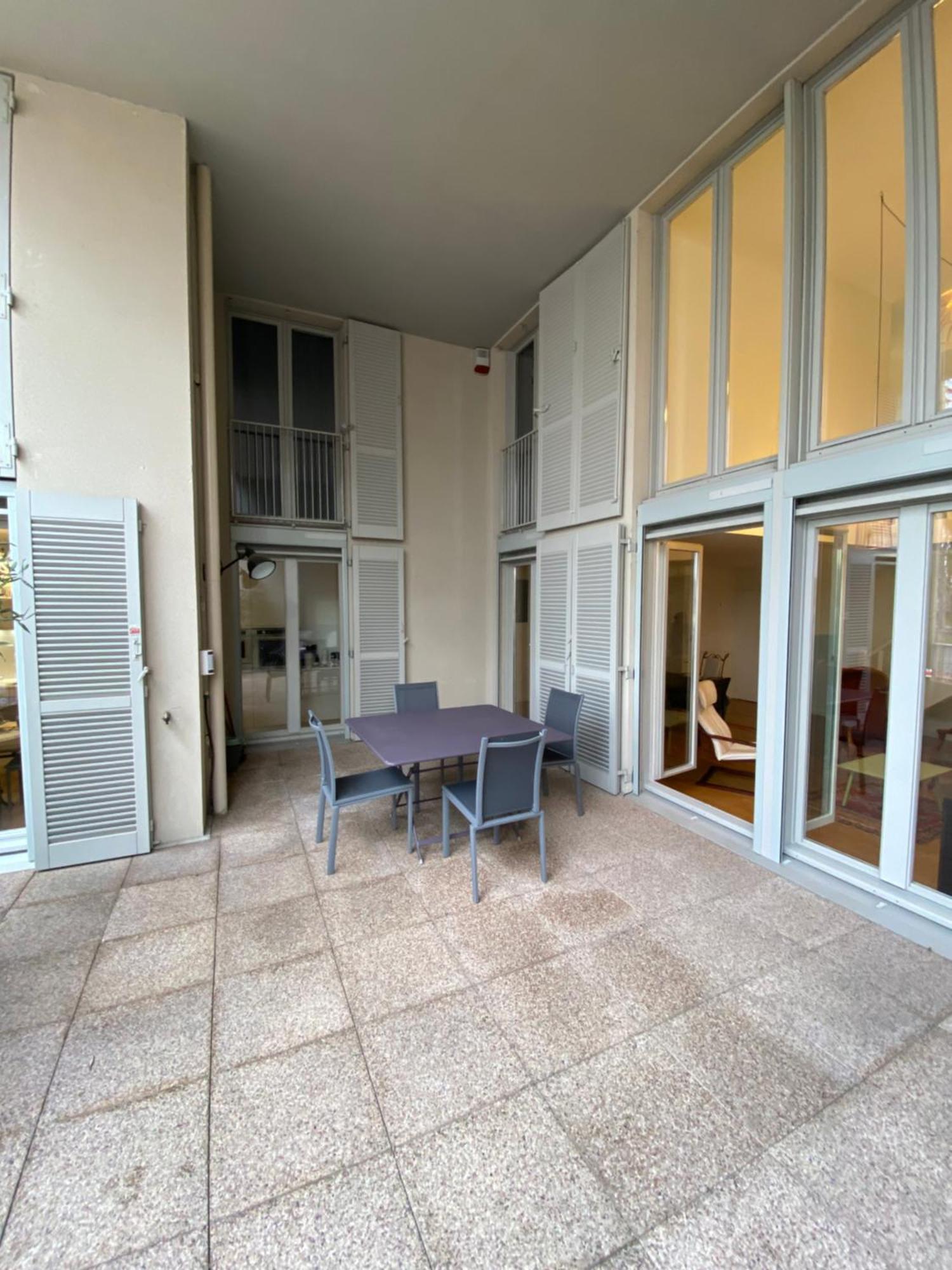 Duplex Avec Vue Sur La Garonne Bordeaux