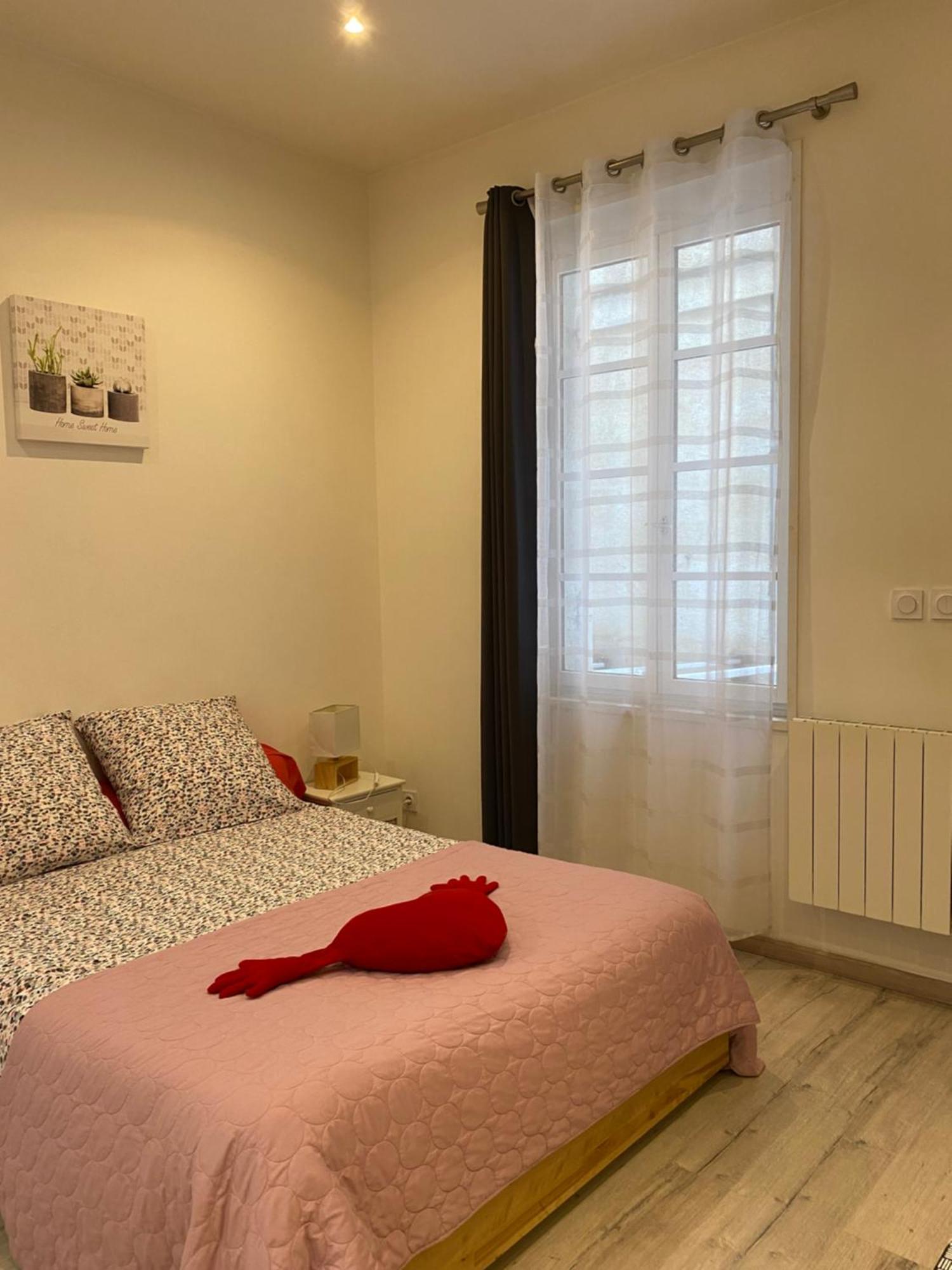 Apartment Cocoon / Rue Porte Dijeaux *