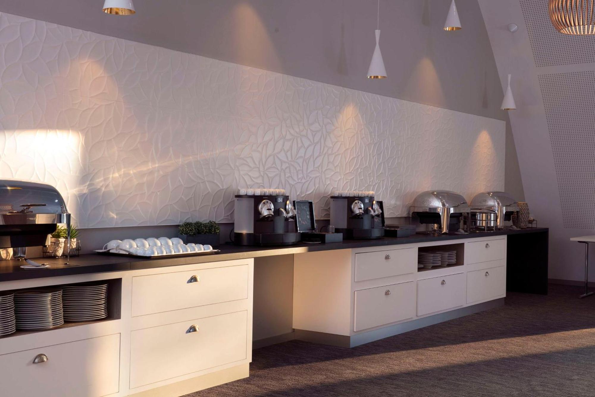 Hotel Hilton Garden Centre 4*