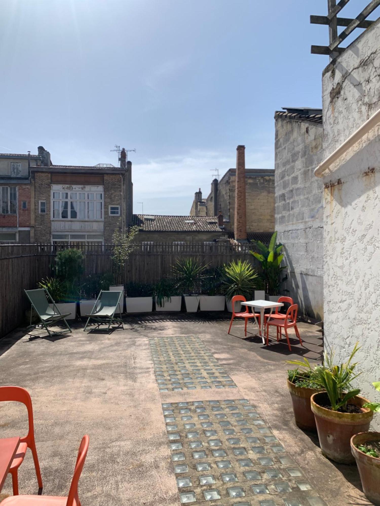 Le Beaufleury Et Sa Terrasse A La Victoire Bordeaux