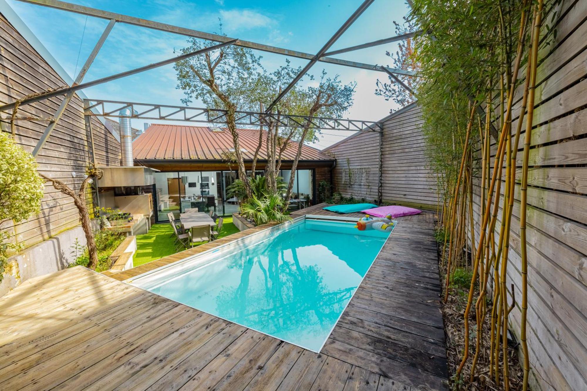 La Maison De Clara- Swimming Pool & Private Cinema