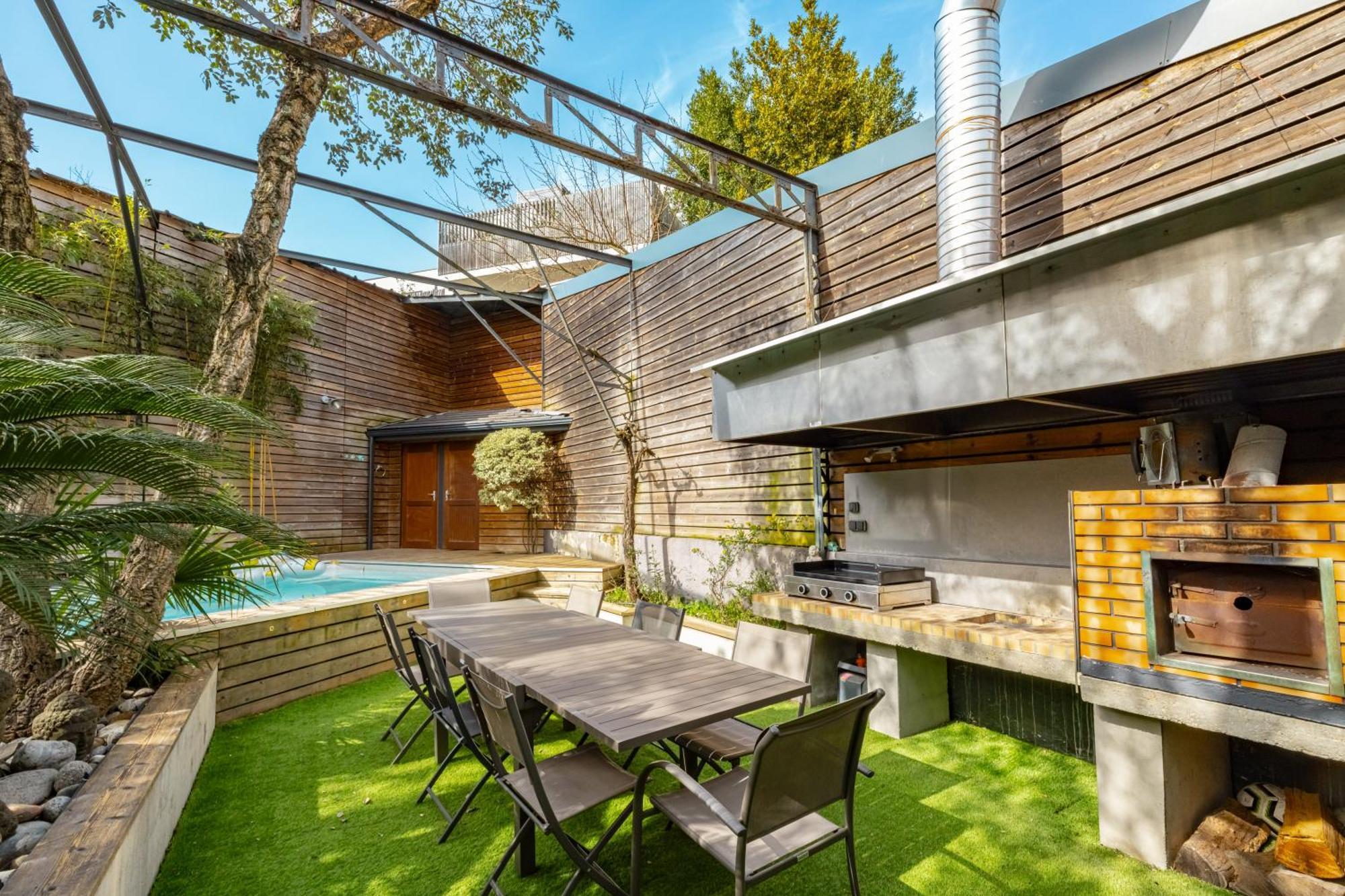 La Maison De Clara- Swimming Pool & Private Cinema *
