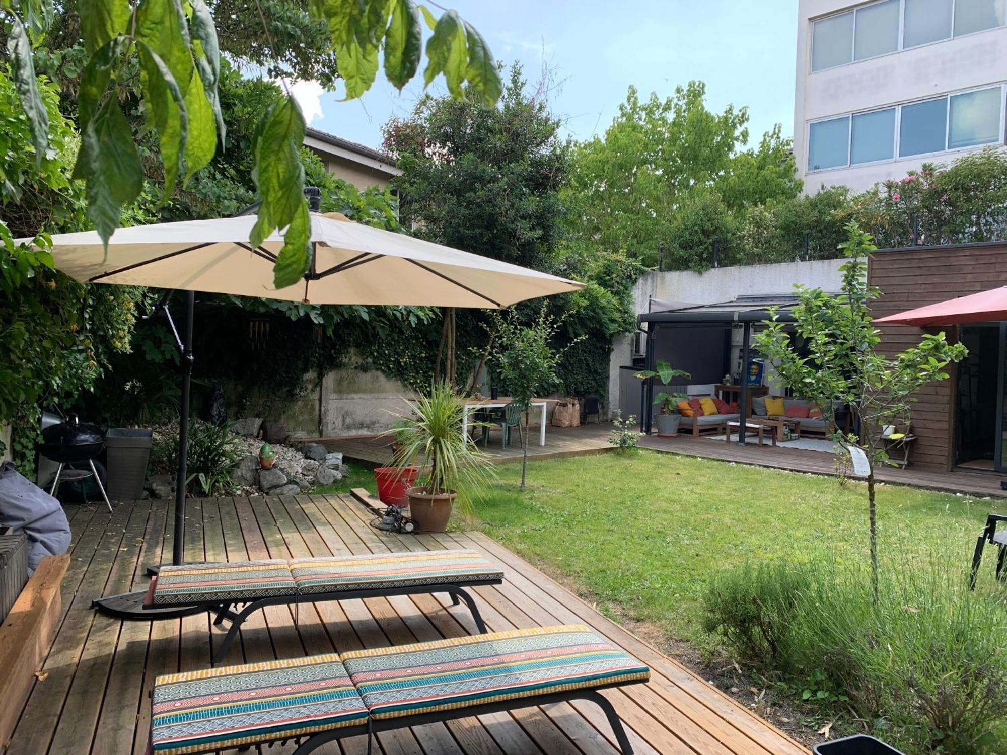 Apartamento Superbe T3- Two Bedrooms With Garden And Petanque! Perfect Spot! Bordéus