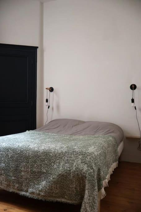 Le Nid Du Vieux Apartment *
