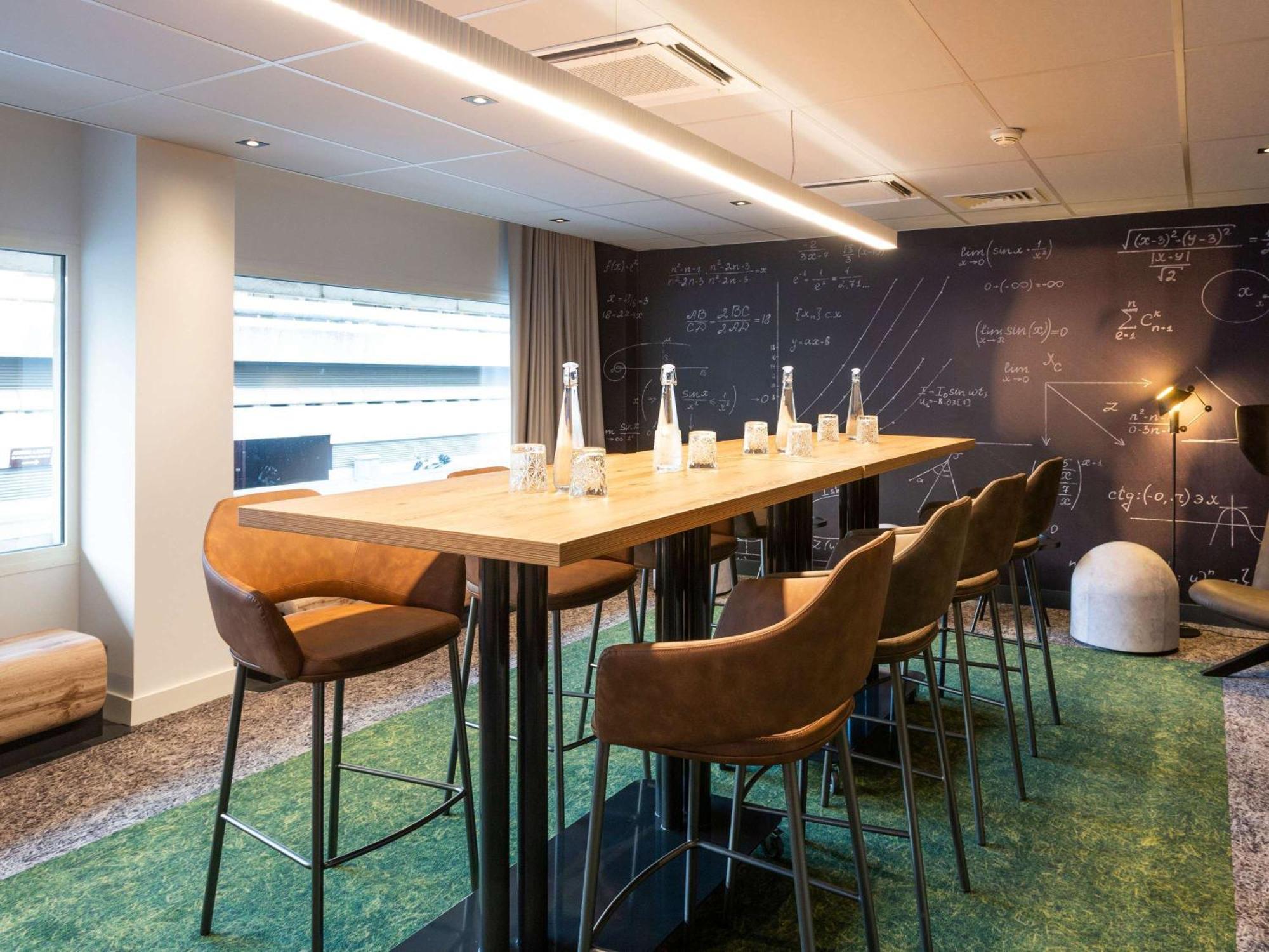 Novotel Centre 4*