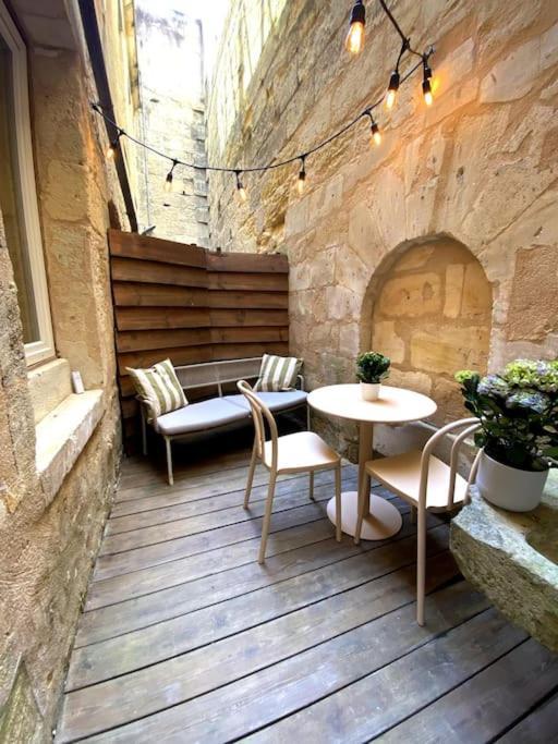 Apartment Bordelais Avec Terrasse