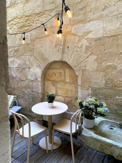 Apartment Bordelais Avec Terrasse Bordeaux