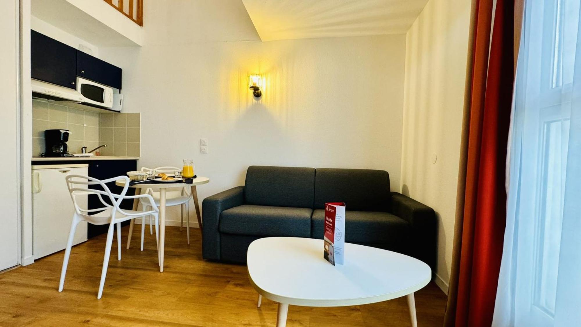 Aparthotel Centre