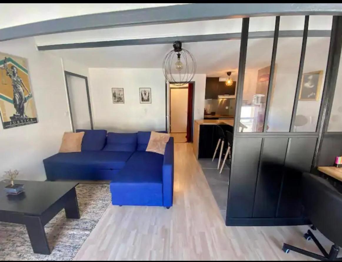 Apartment Centre