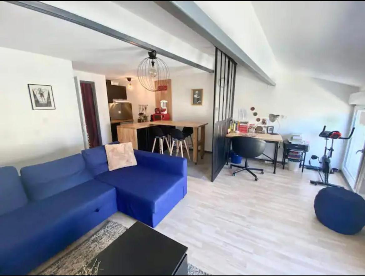 Apartment Centre