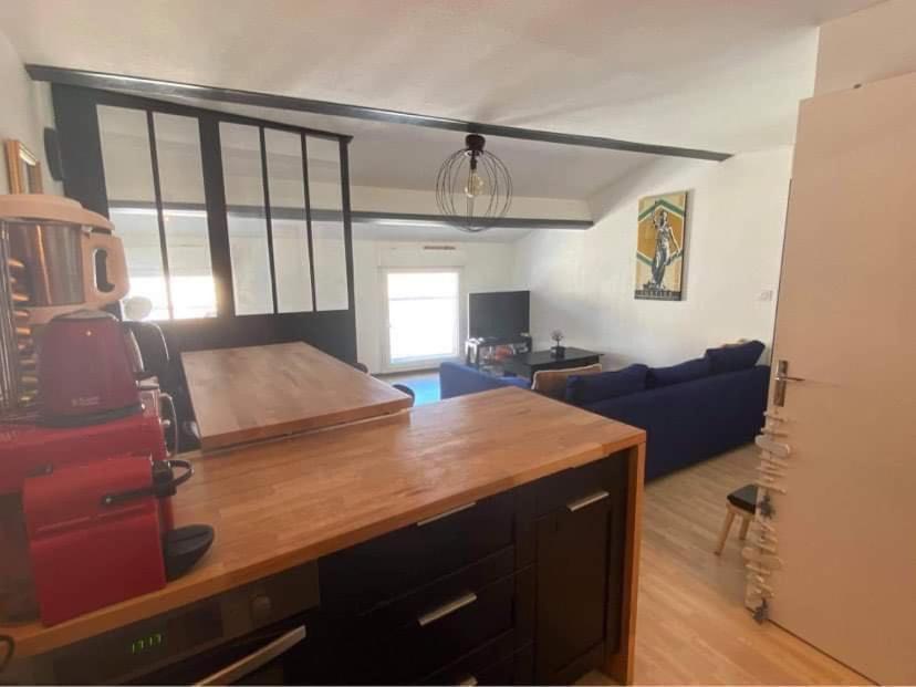 Centre Apartment *