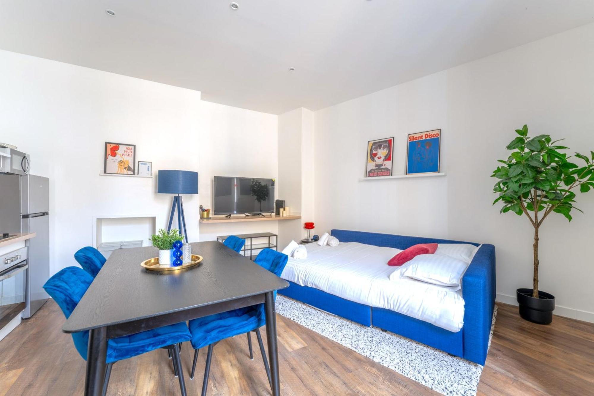 Des Quinconces Apartment