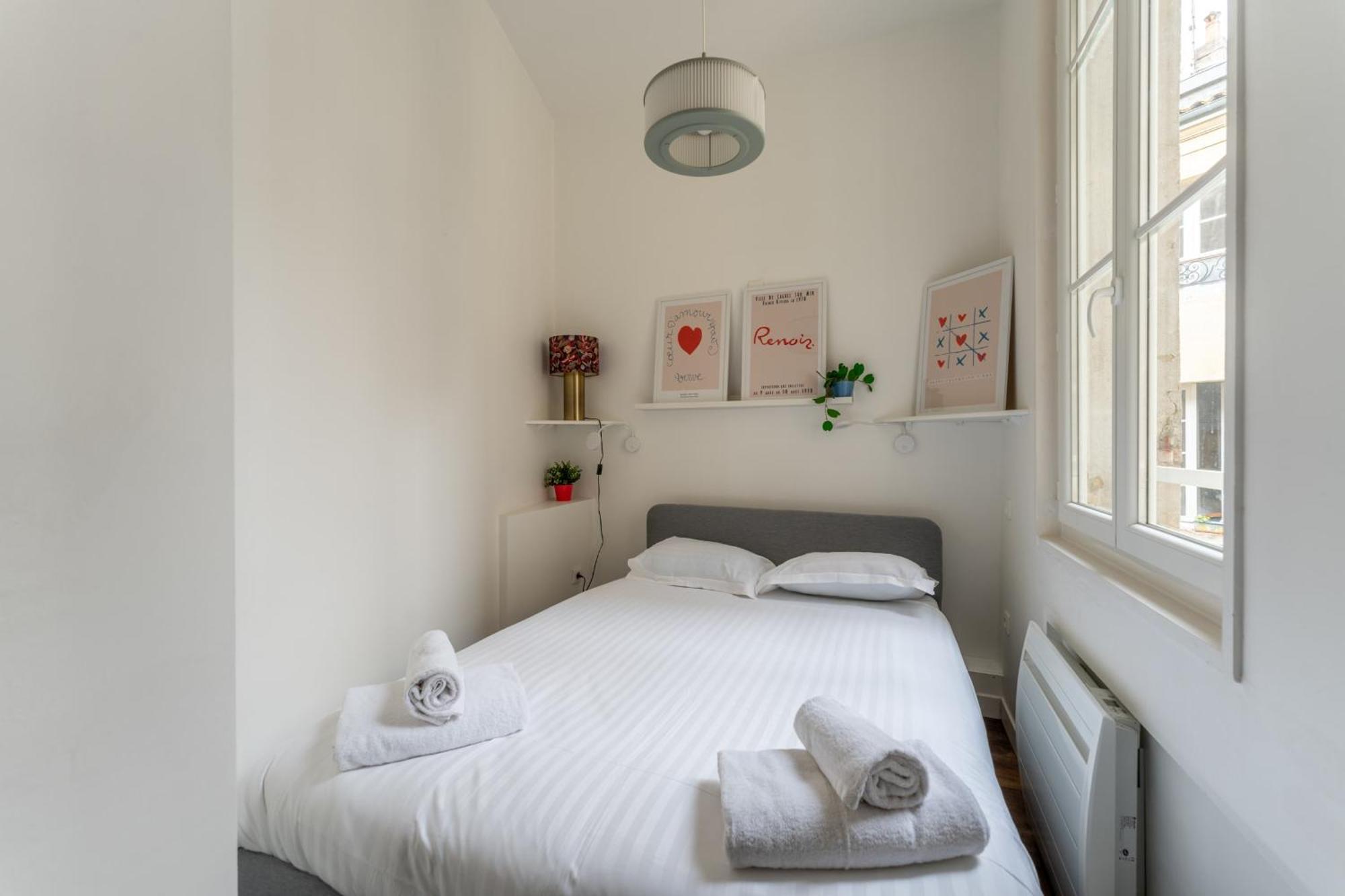 Des Quinconces Apartment