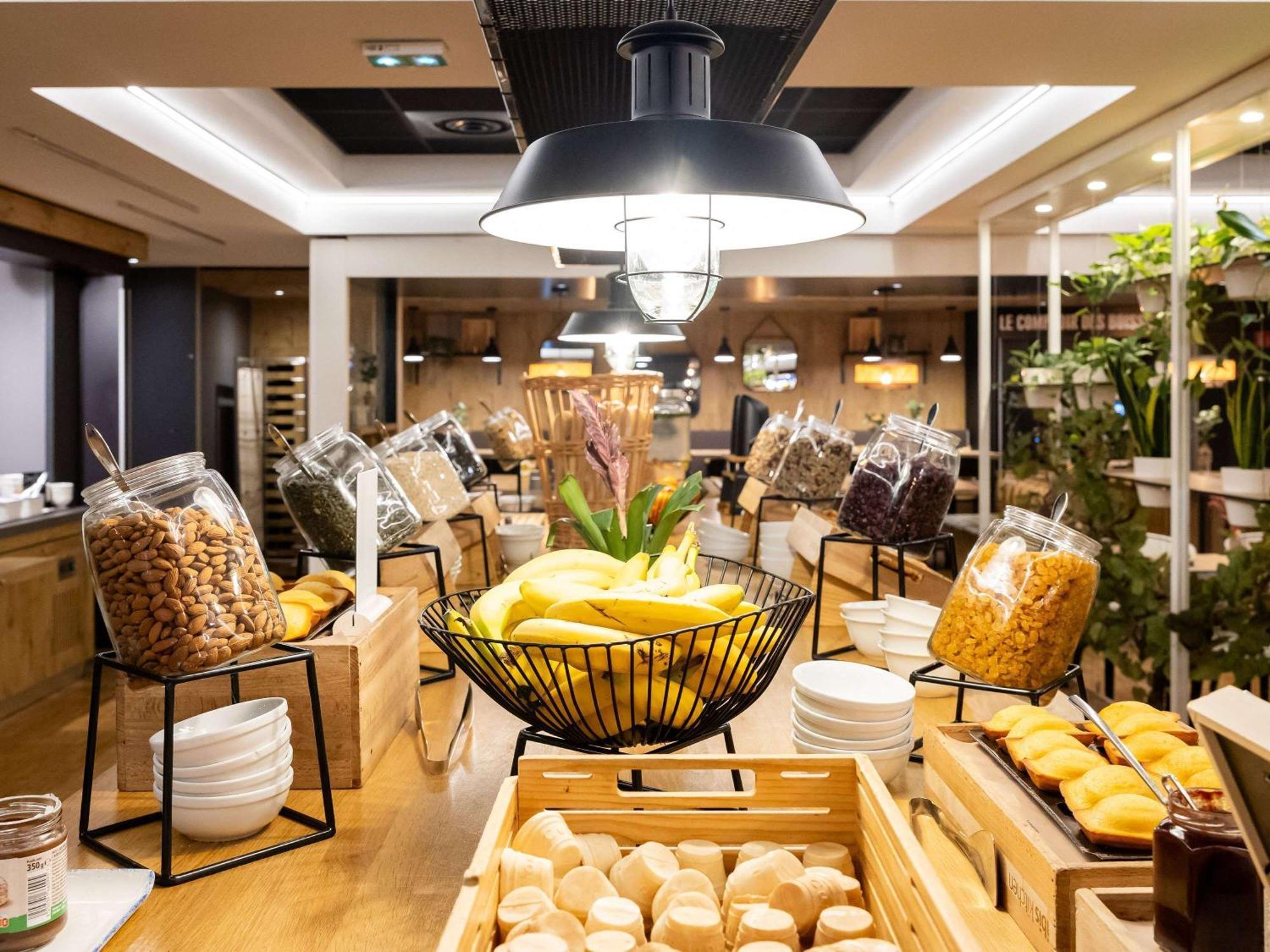 Ibis Centre Meriadeck Hotel 3*