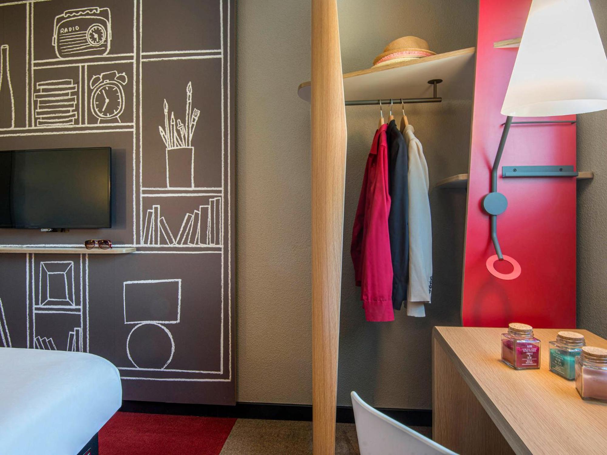 Ibis Centre Bastide Hotel 3*
