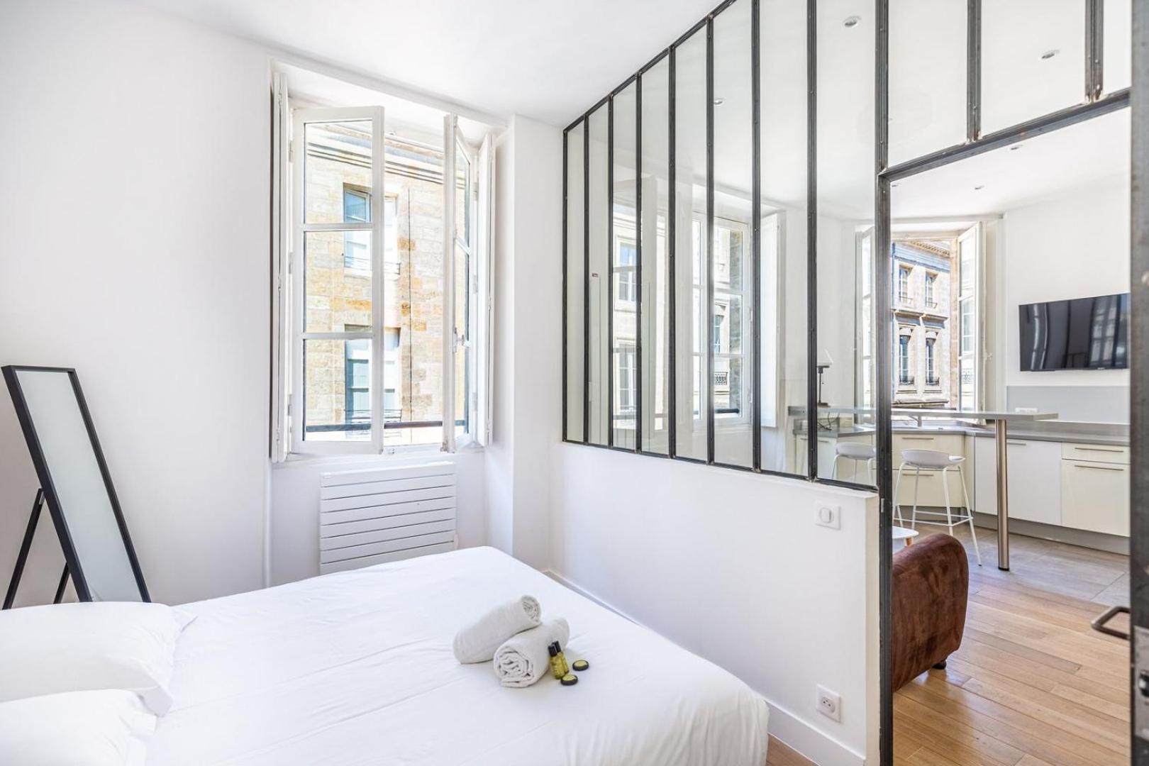 Guestready - A Bright Minimalism In The Centre Apartment *