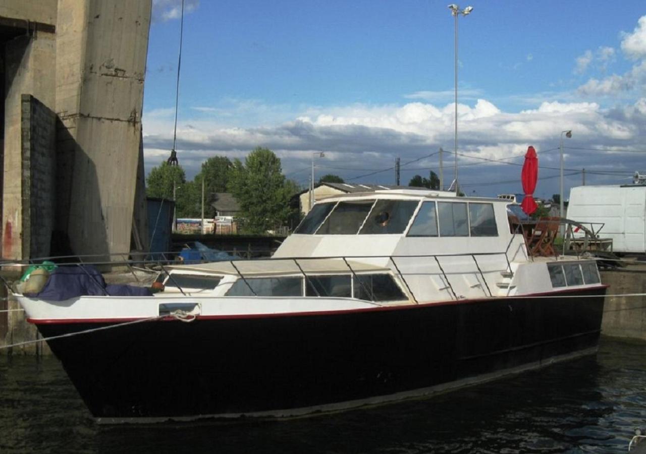 Le Bateau Ivre Botel Bordeaux