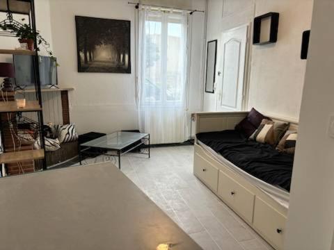 Apartment Calme Avec Un Lit *
