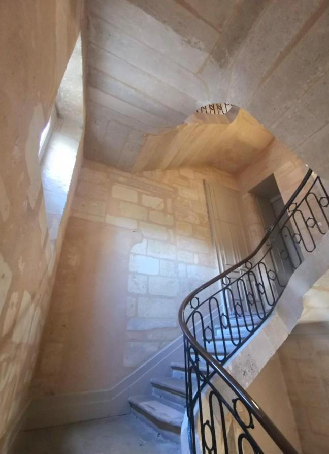 Appartement Ravissant Entierement Renove T2, Proche De La Rue Saint Catherine