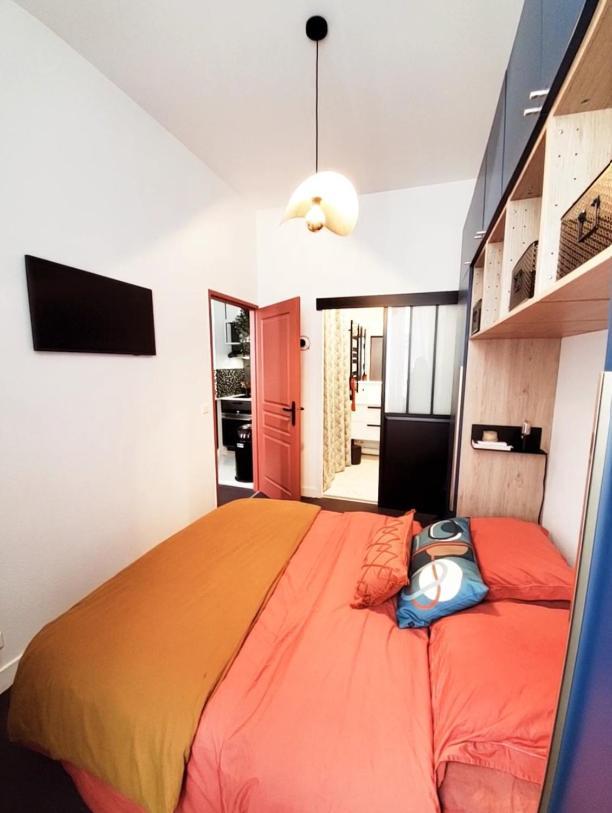 Appartement Ravissant Entierement Renove T2, Proche De La Rue Saint Catherine *