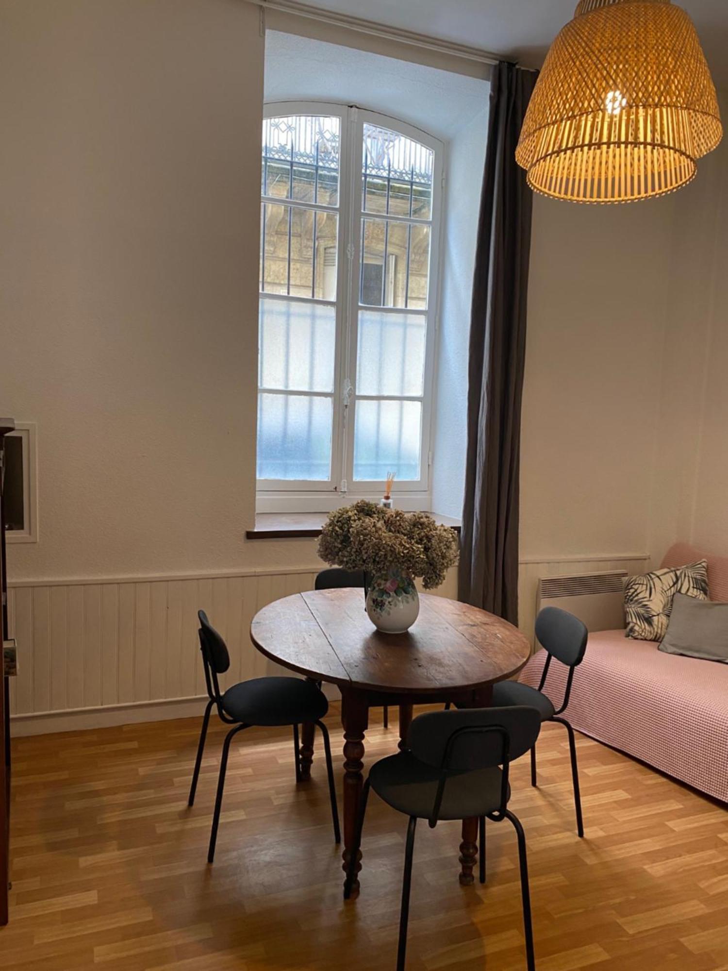 Grand Style Bordelais Dans Le Triangle D'or Apartment Bordeaux