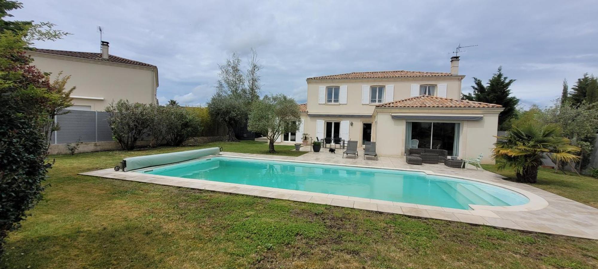 Maison Agreable Villa Bordeaux