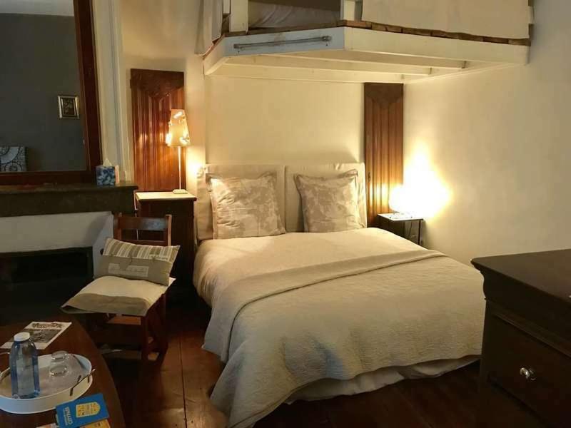 Bed & Breakfast Le Miroir Aux Fees 2*