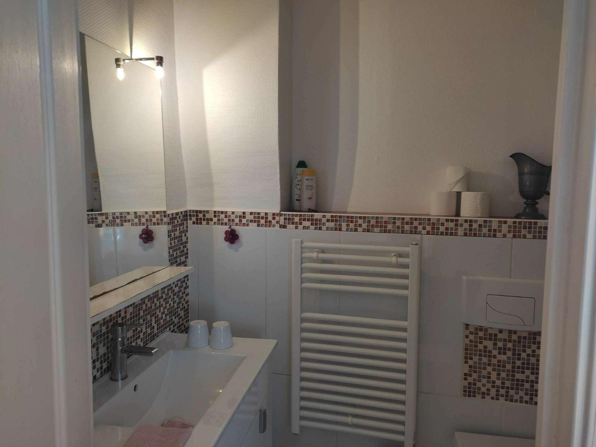 Bed & Breakfast Le Miroir Aux Fees 2*