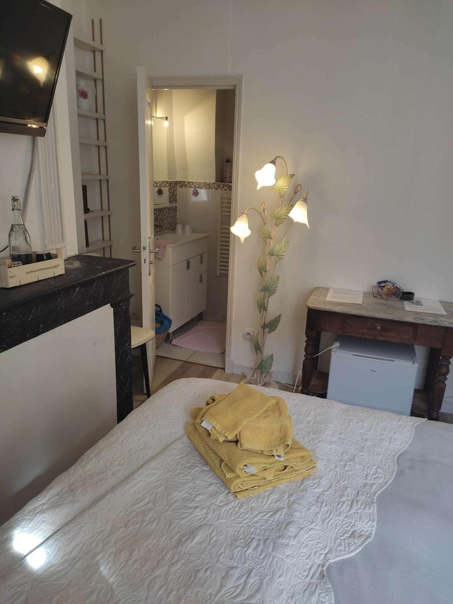 Bed & Breakfast Le Miroir Aux Fees 2*