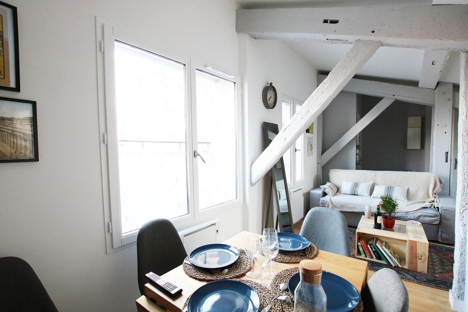 Căn hộ Guestready - Sunny Attic Near Grand Theatre Bordeaux