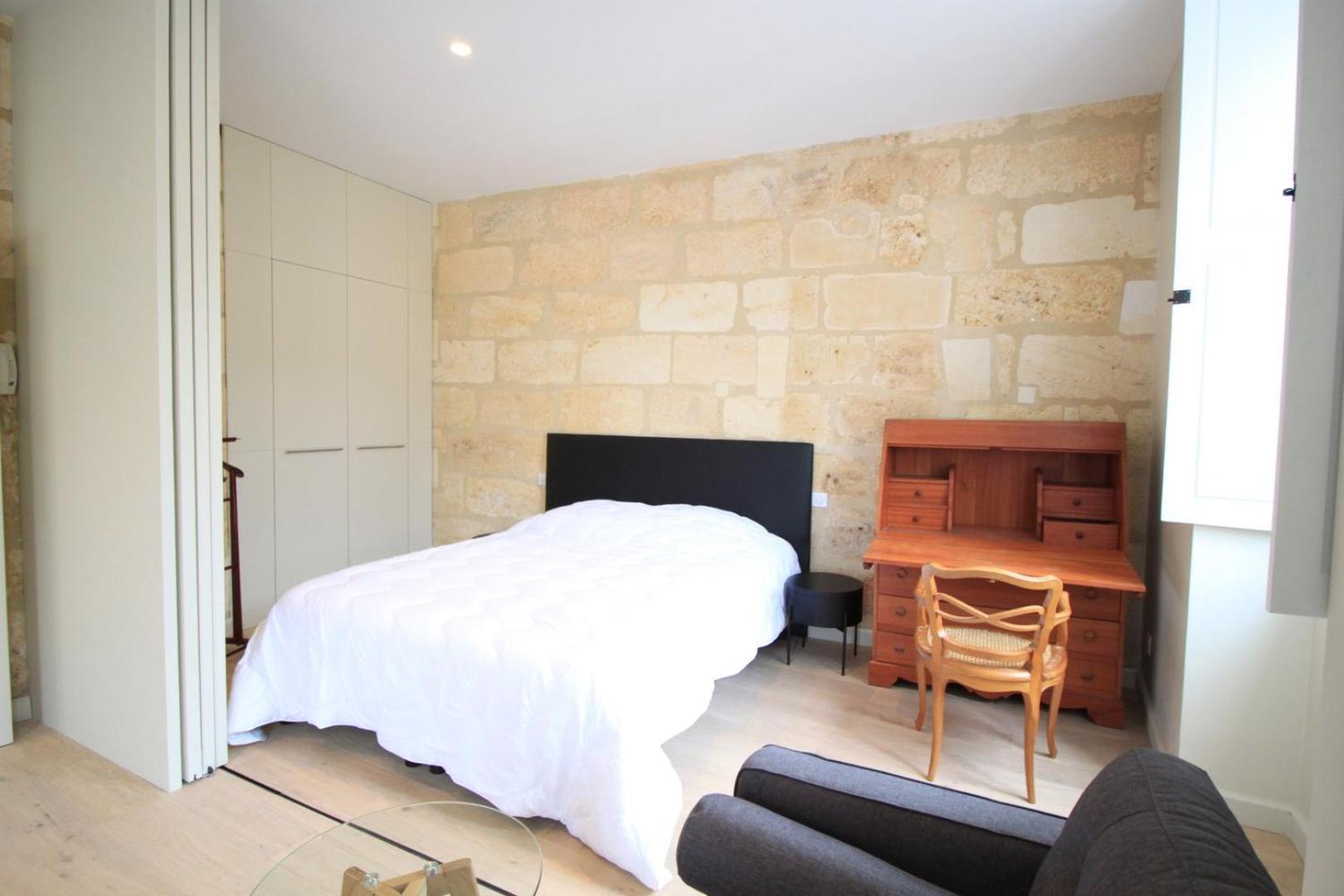 Guestready - Charming Apt In Place De La Comedie Apartment Bordeaux