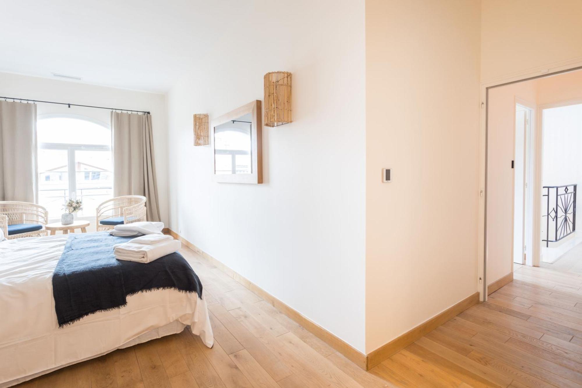 Les Penates Bordelaises - - * Bordeaux