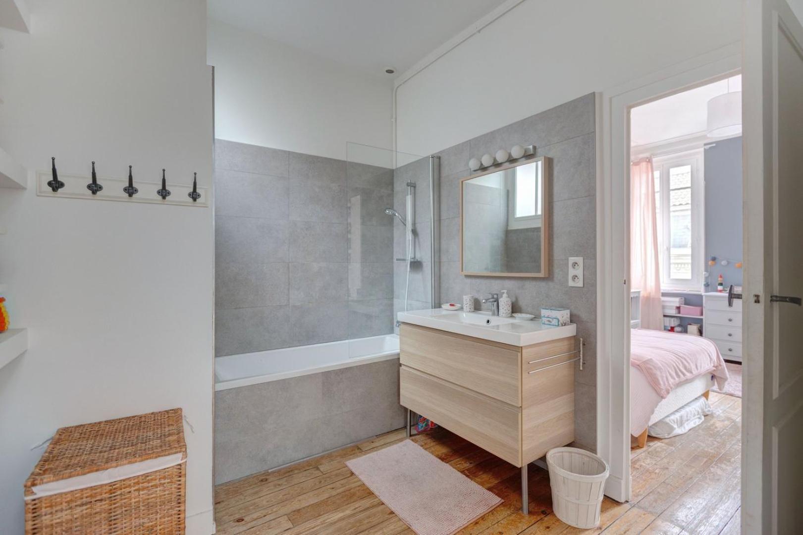 Apartment Guestready - Sunny Haven In The Heart Of Bordeaux