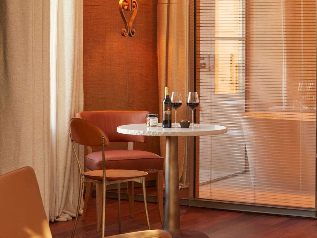 Hotel Mondrian Les Carmes *