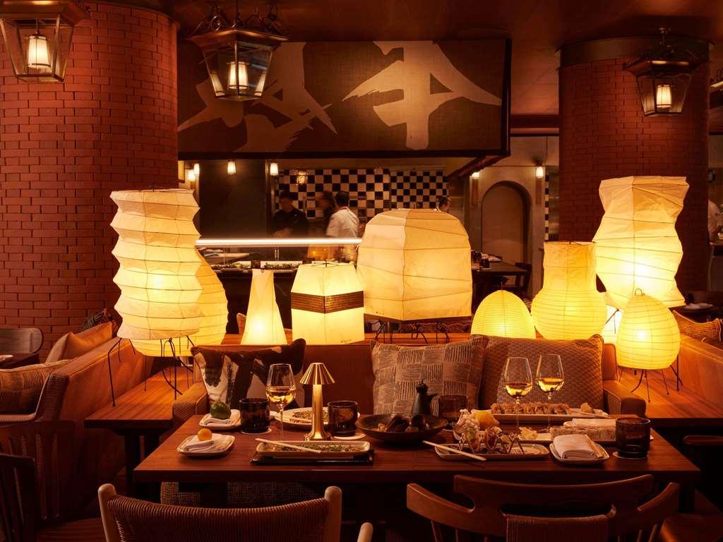 Hotel Mondrian Les Carmes *