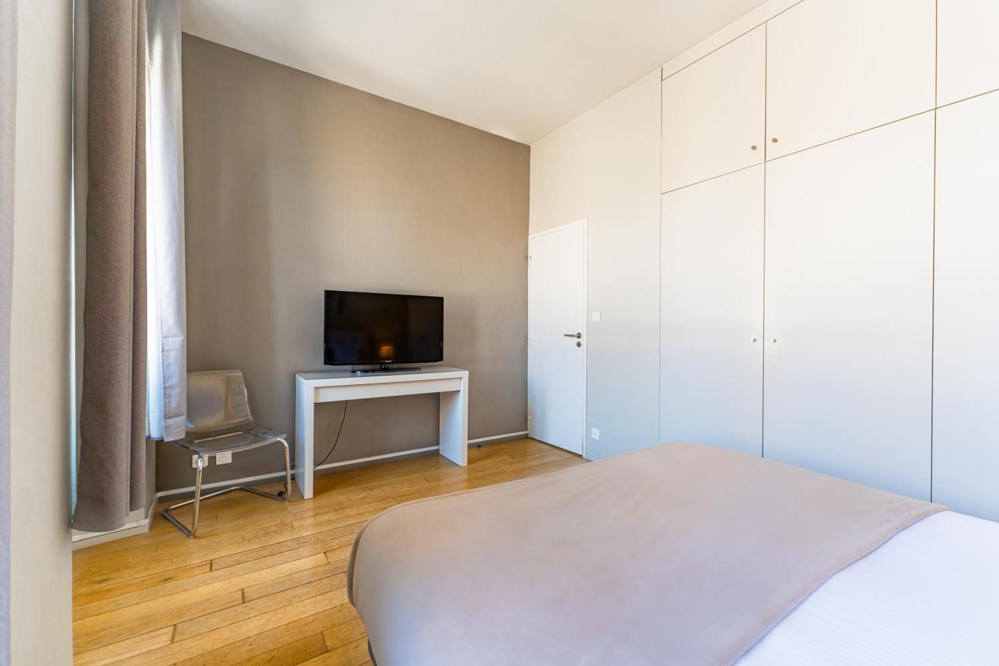 T3 De Prestige Proche Du Jardin Public De Bordeaux