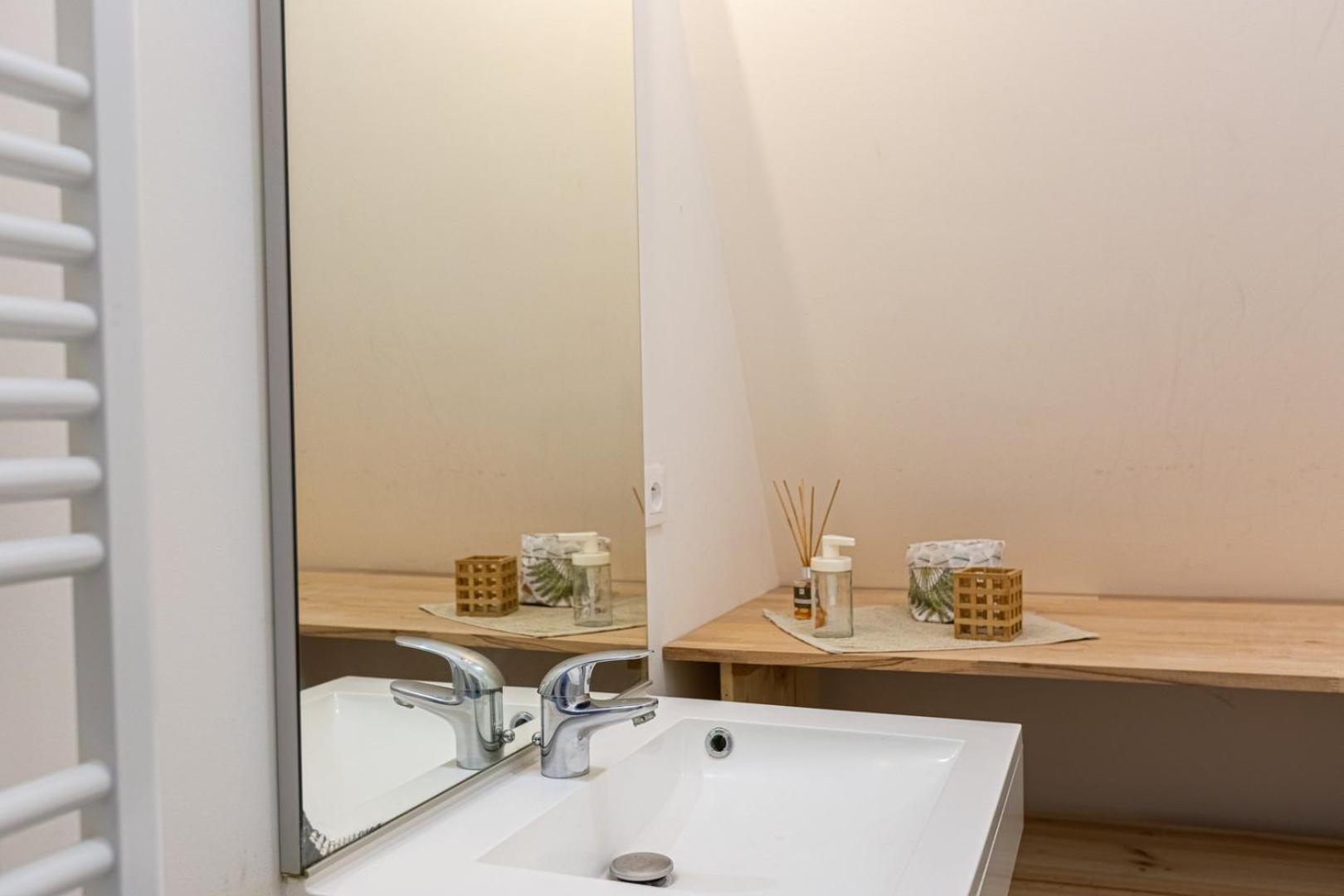 Guestready - Stylish Retreat In Bacalan