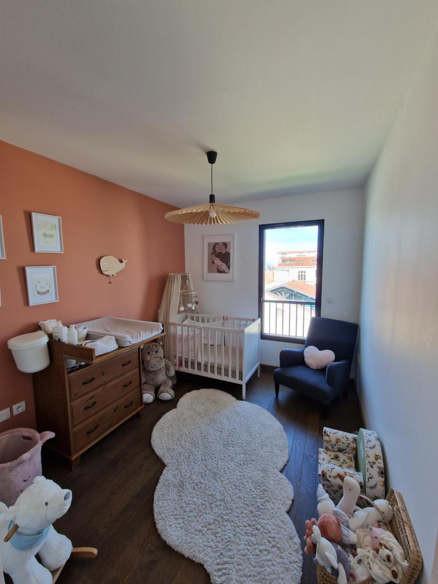 Apartamento 100m2 Avec Terrasse Et Garage *