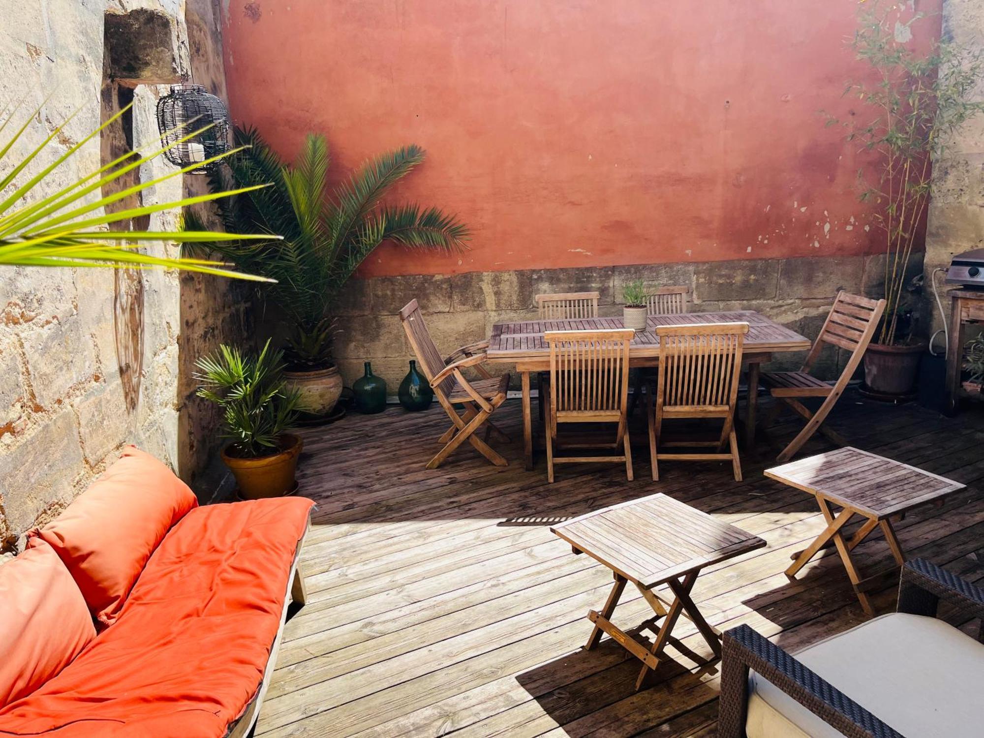Bel Terrasse Apartment *