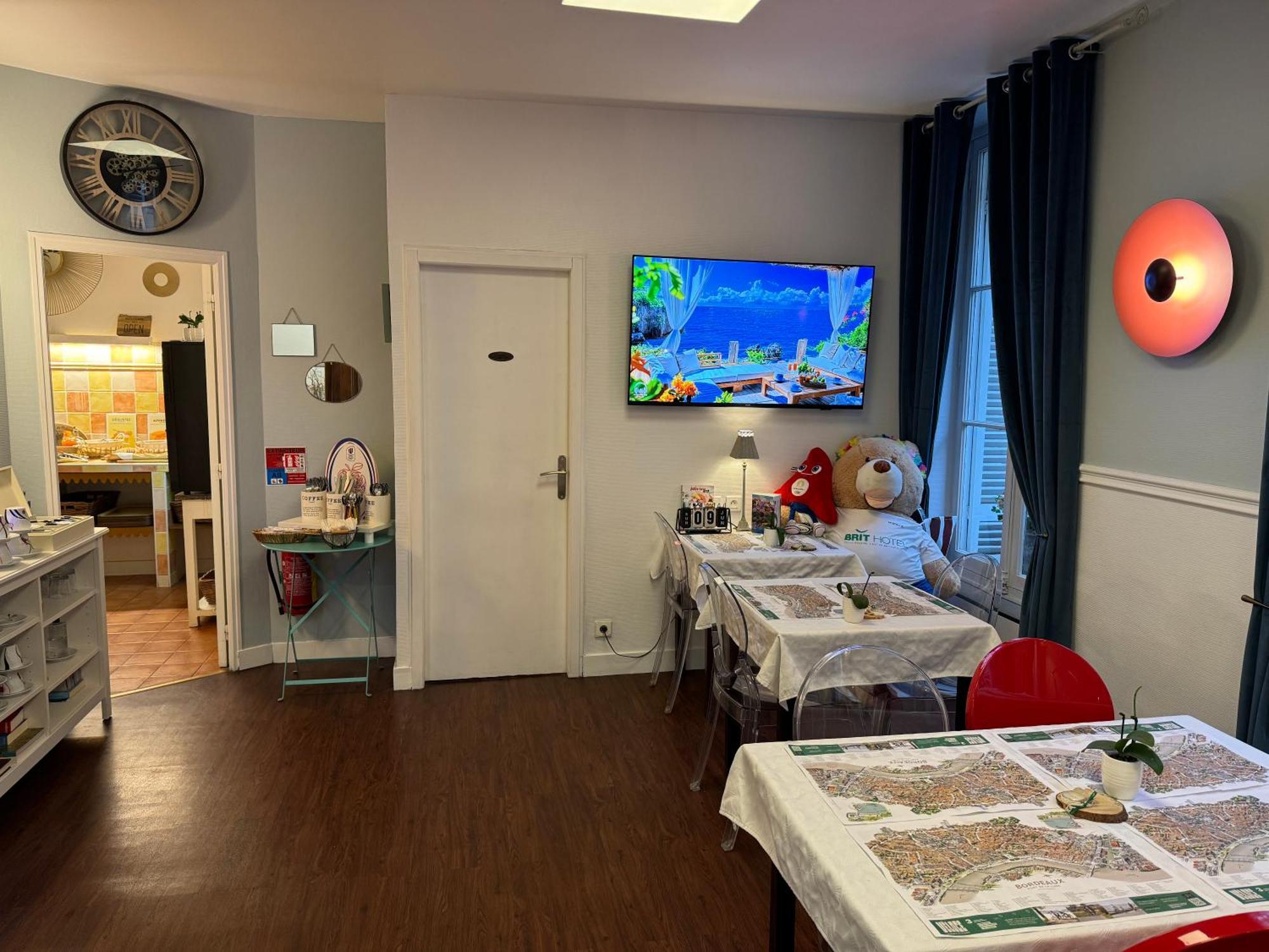 Hotel Des Grands Hommes - Centre 2*