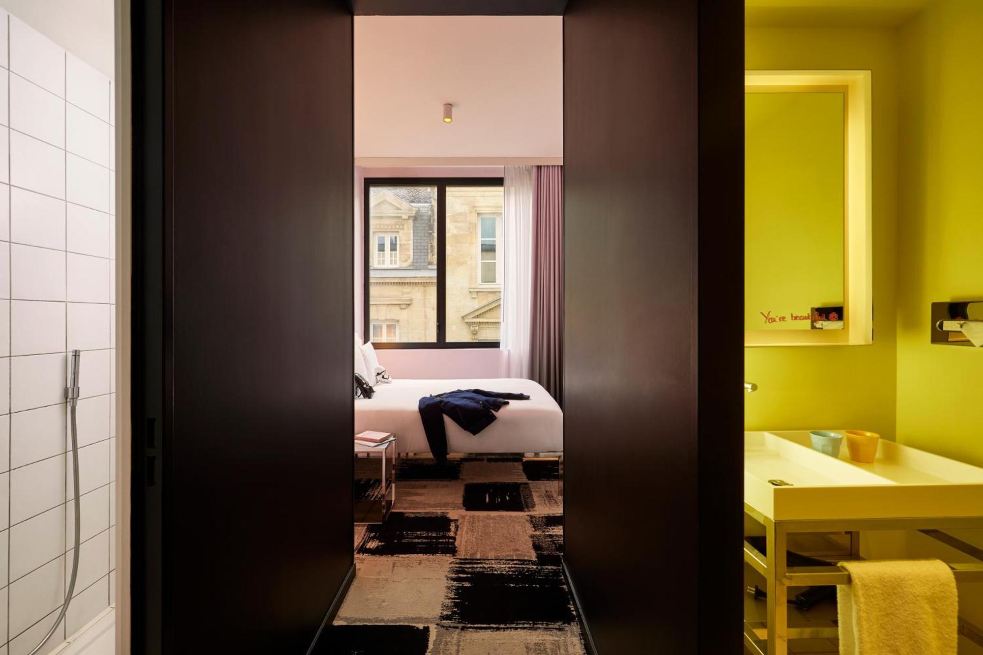 Mama Shelter Hotel 3*