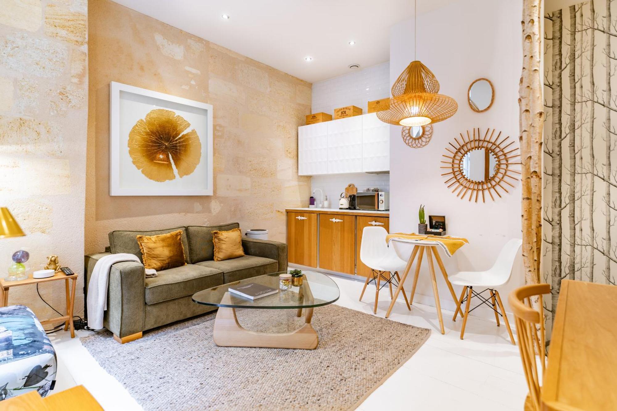 Appartement Hypercentre Avec Petite Terrasse *