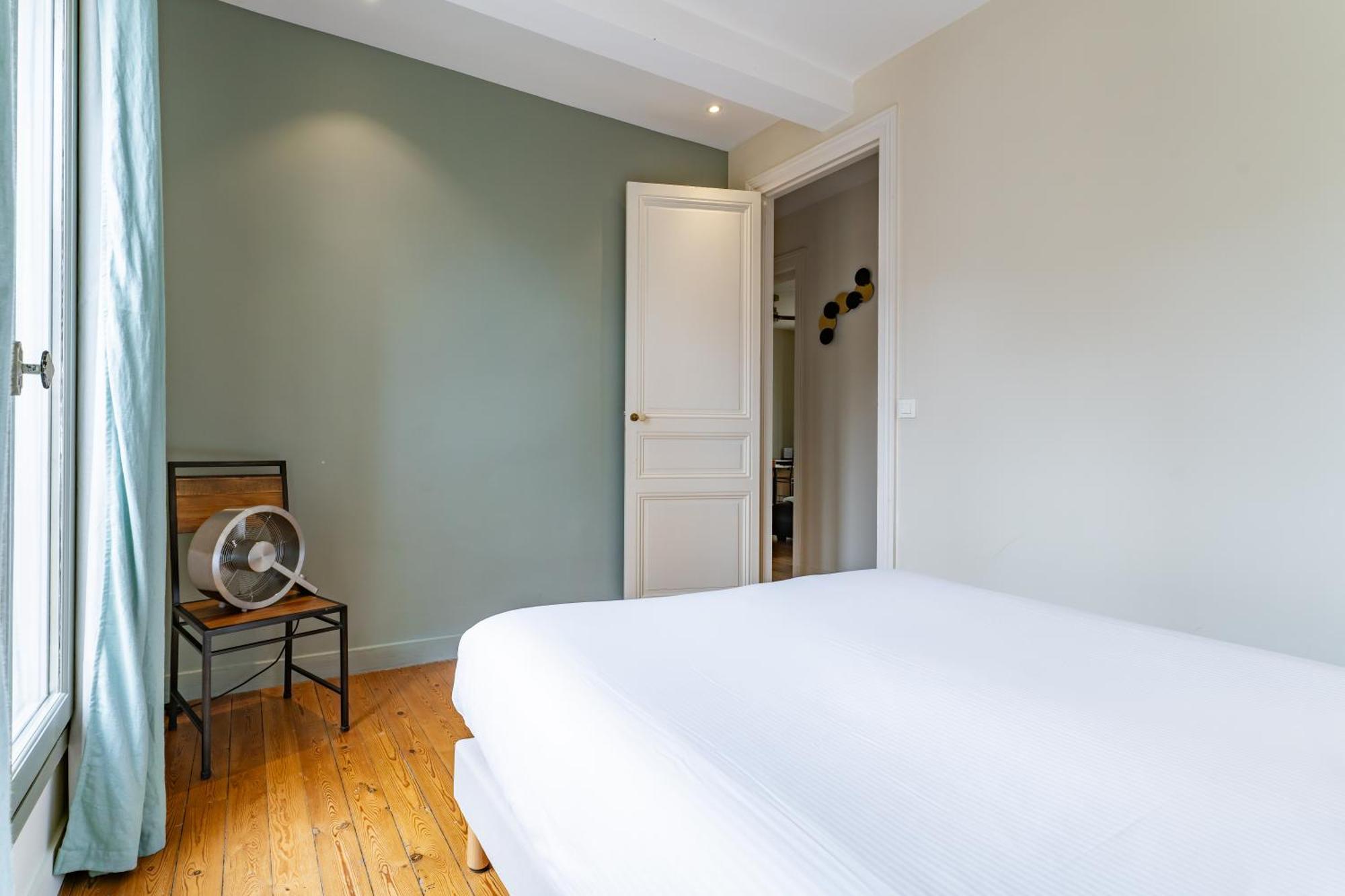 Apartment Magnifique Et Lumineux T3 De Charme Aux Quinconces Ideal Pour 4 Personnes Bordeaux