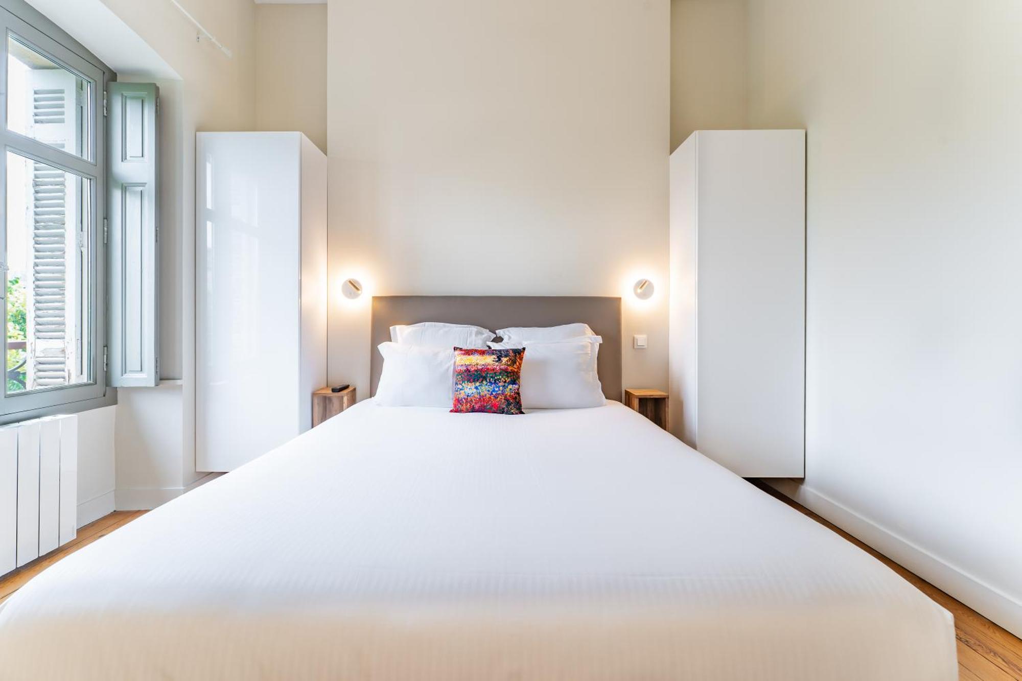 Magnifique Et Lumineux T3 De Charme Aux Quinconces Ideal Pour 4 Personnes Bordeaux