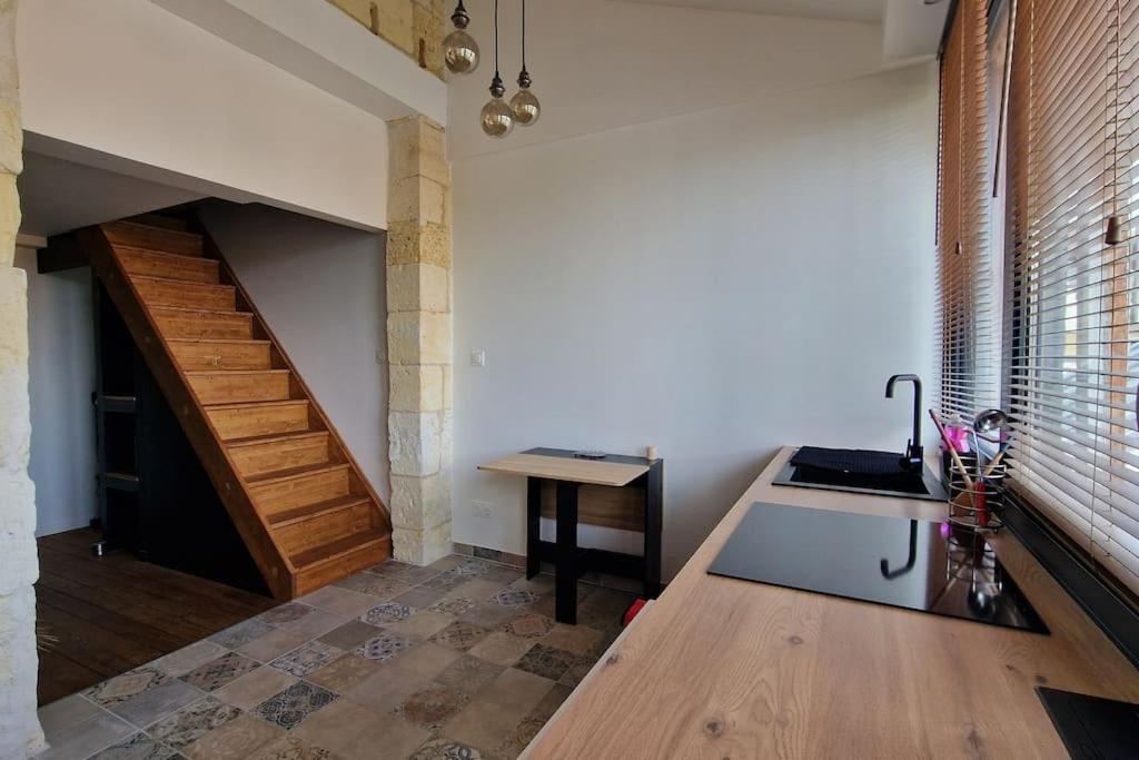 - T2 Cosy Proche Gare Et Centre Apartment *