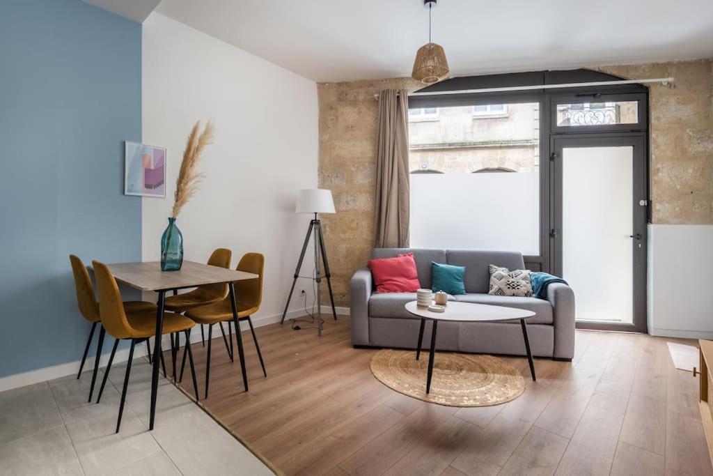 Cocon Avec Jacuzzi - Centre